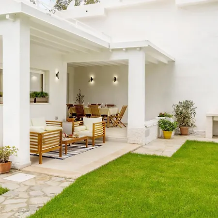 Luxury Turquoise Road To Villasimius 50 M From The Sea Iun S0573 Marongiu