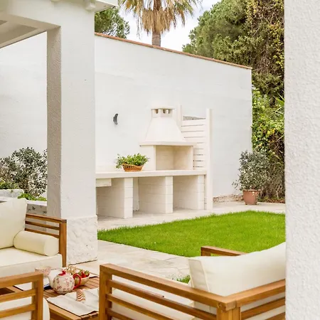 Luxury Turquoise Road To Villasimius 50 M From The Sea Iun S0573