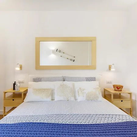 Villa Luxury Turquoise Road To Villasimius 50 M From The Sea Iun S0573